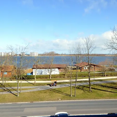 Bellevue 30 *
